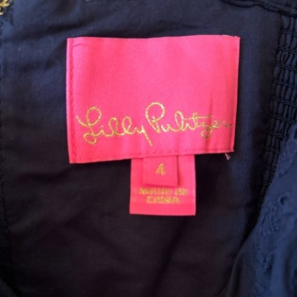 Lilly Pulitzer True Navy Cyndi Fishy Eyelet Dress Fit and Flare Pockets Size 4 - Picture 10 of 11